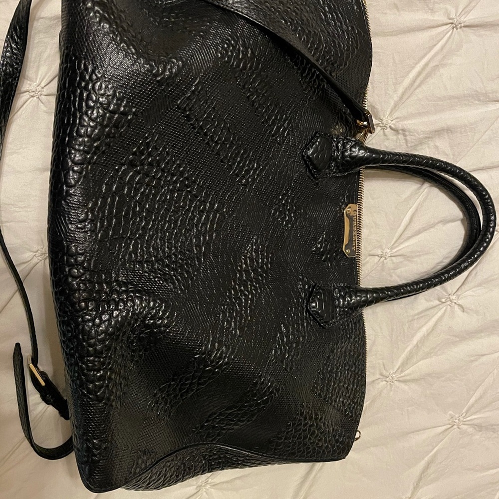 Check-embossed 2way Tote Black Leather Satchel - Picture 8 of 15